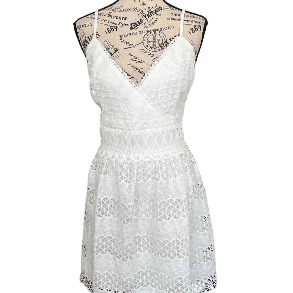 Guess Dress NWOT - Picture 6 of 17